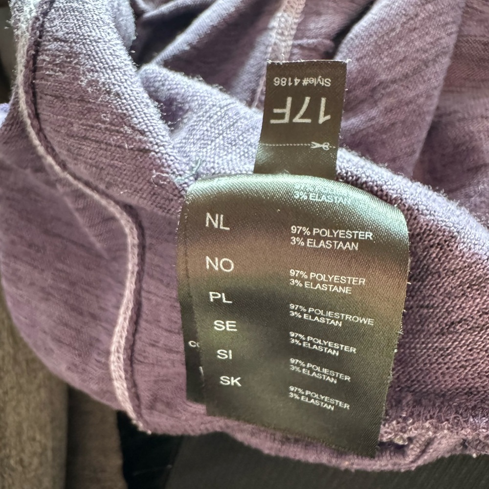 Kuhl Long sleeve hiking shirt. Medium - Picture 7 of 7